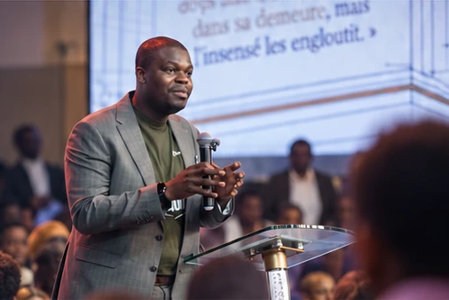 Henock Mulumba en conférence